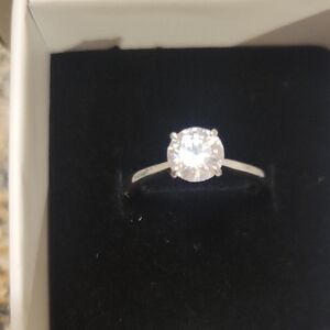 Elegant Silver Ring with Clear Stone 1c Moissanite Size 7 Diamond Ring